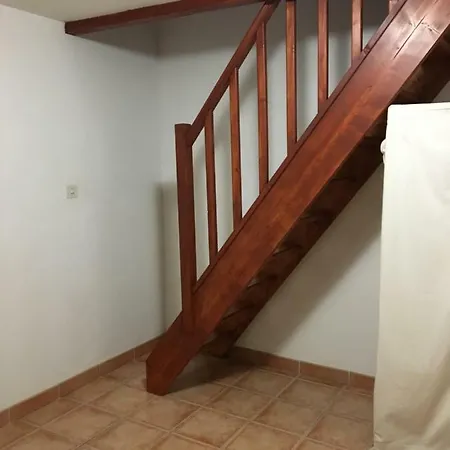 St. Michel * Les Aires